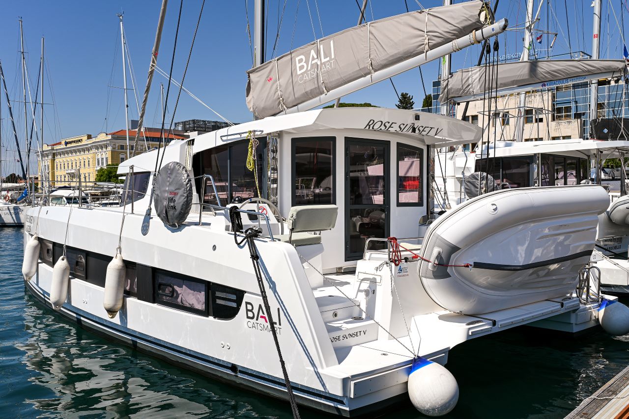 Photo #1 - Bali Catsmart - 4 + 2 cab. (Rose Sunset V) in Zadar - 40995