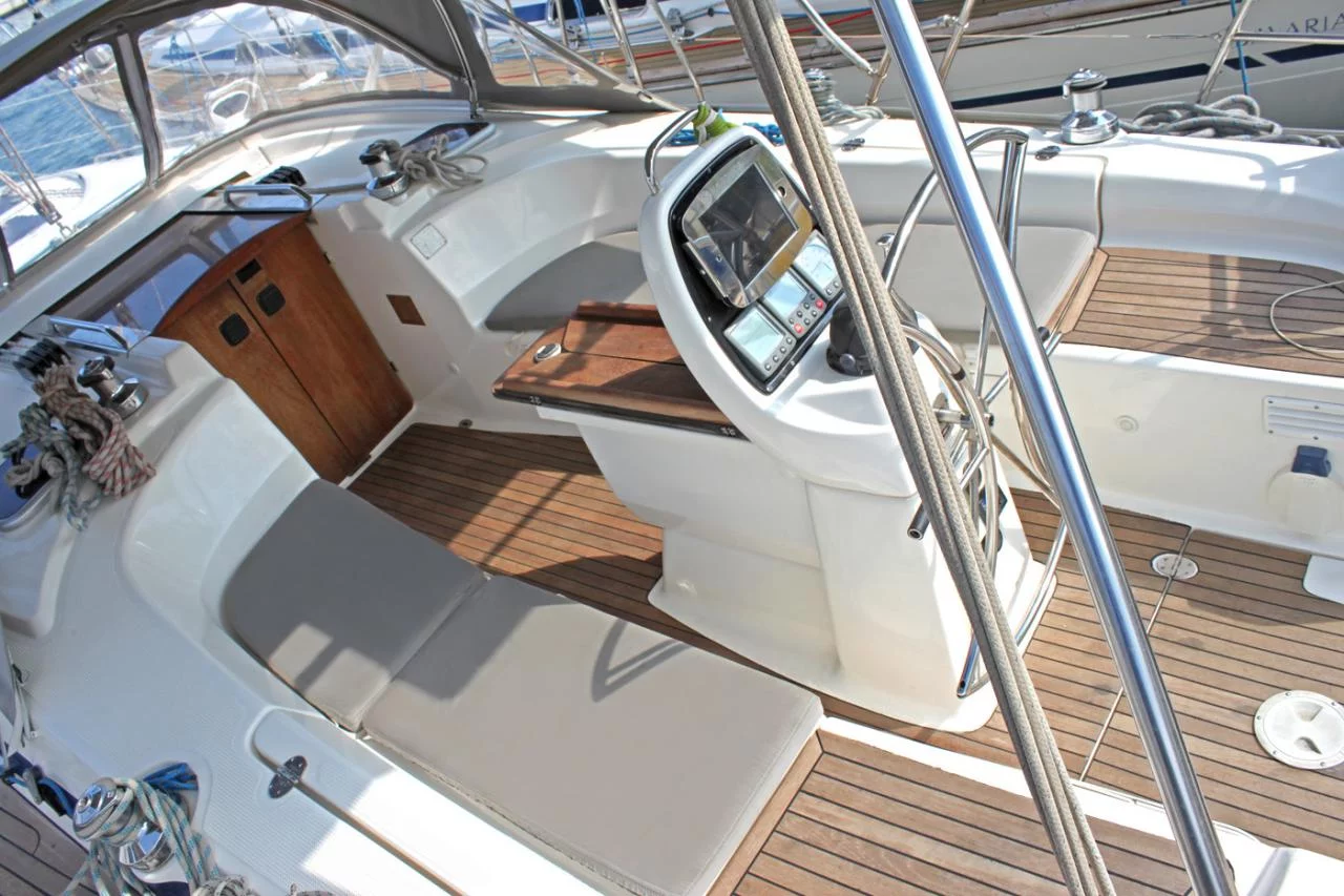 Bavaria 38 Cruiser (Aristoteles)  - 3