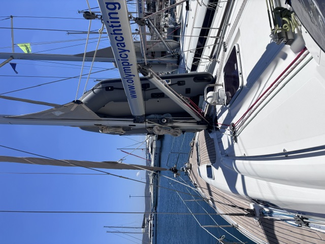 Bavaria 42 Cruiser — photo 5