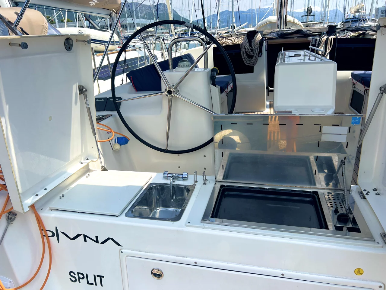 Dufour 460 GL (Divna)  - 11