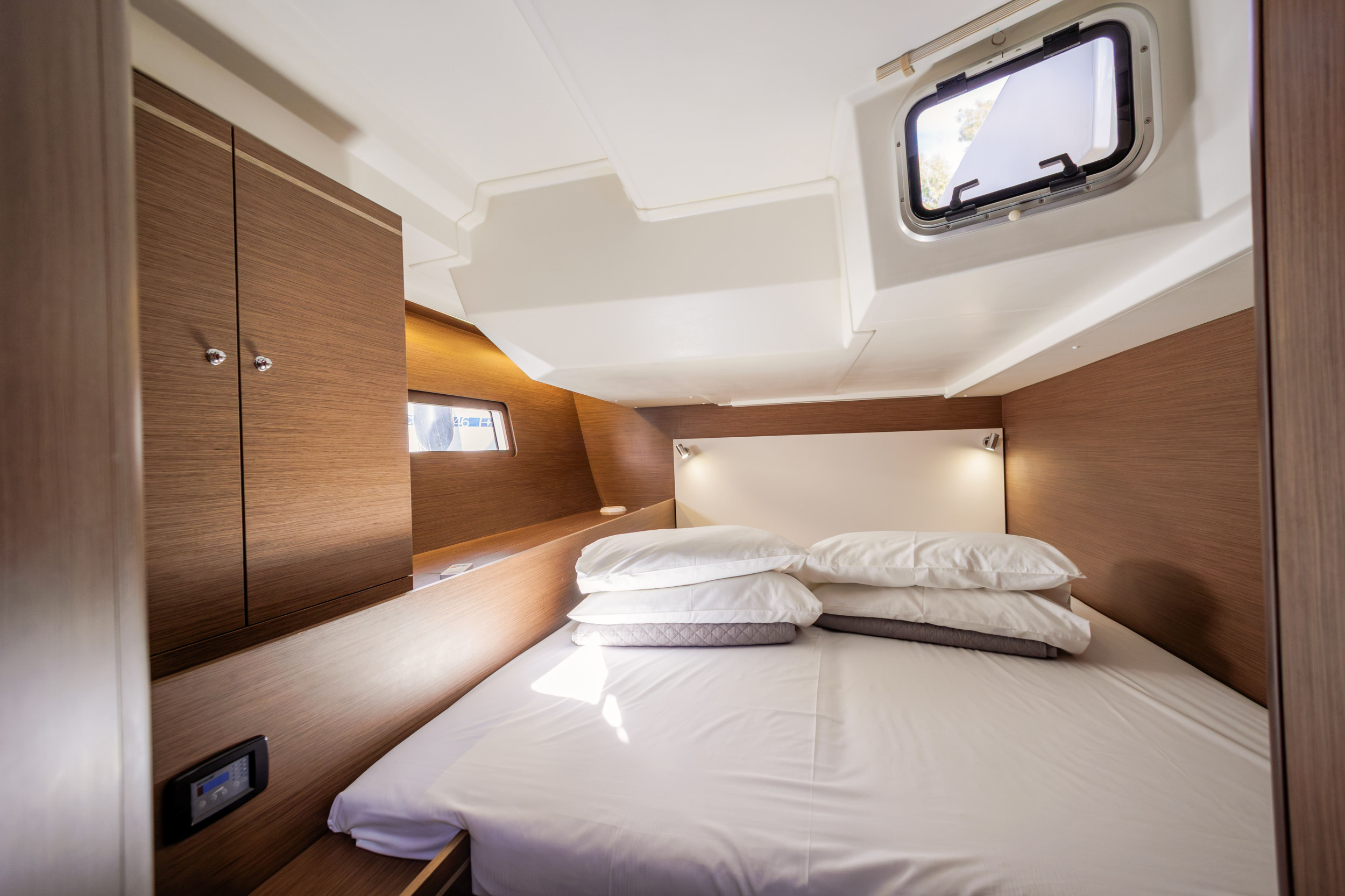Photo #12 - Oceanis 51.1 - 5 + 1 cab. (Promitheas) in Athen - 41096