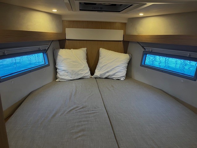 Bavaria C38 — photo 3