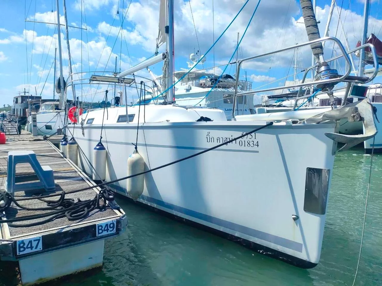 Bavaria Cruiser 32 (Big Kahuna)  - 2