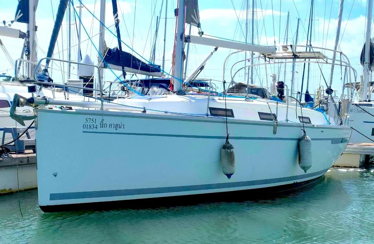 Bavaria Cruiser 32 (Big Kahuna)  - 3