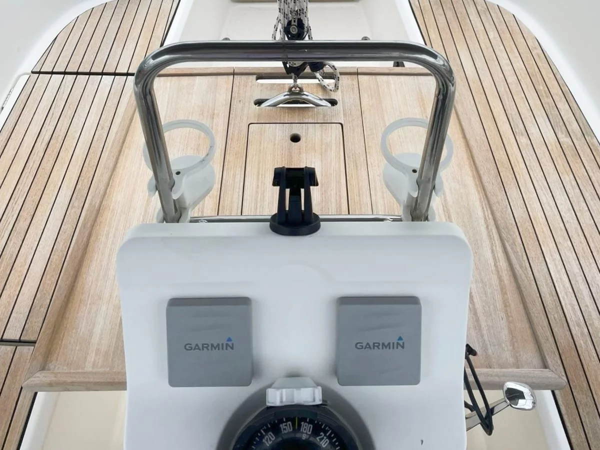 Bavaria Cruiser 32 (Big Kahuna)  - 6