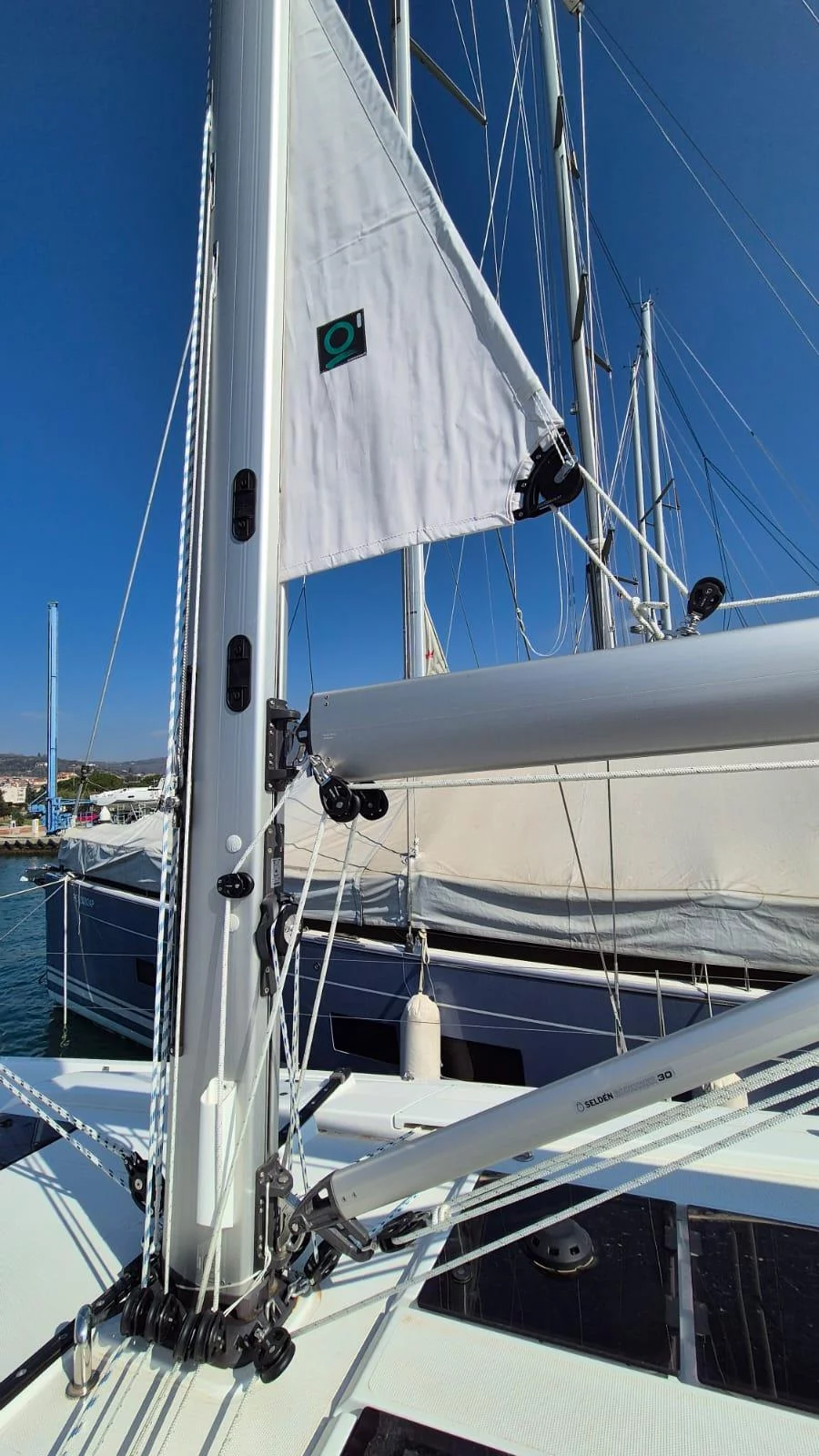 Hanse 508 - 3 + 1 cab. (Bright Future)  - 8
