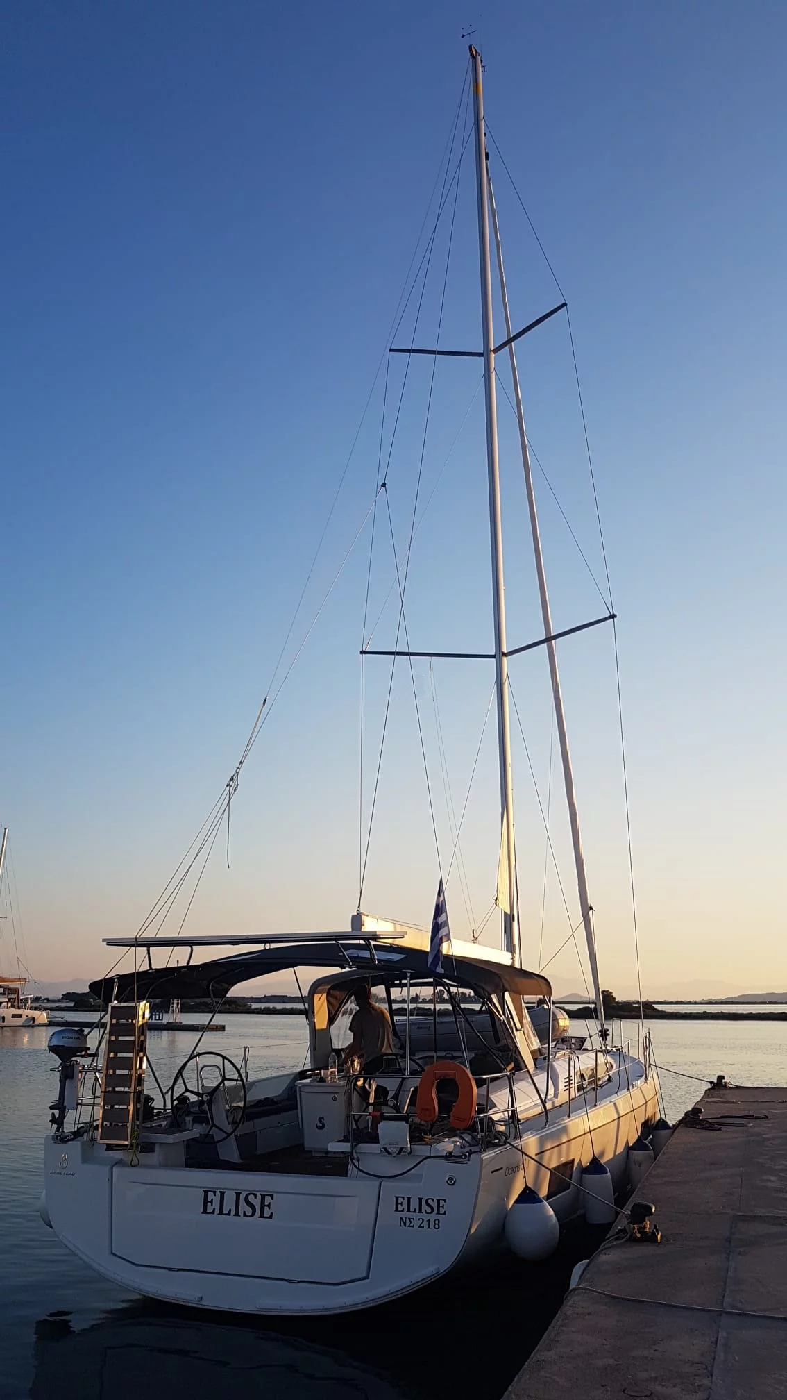 Oceanis 51.1 - 5 + 1 cab. (Elise)  - 4