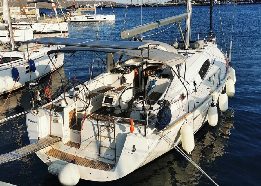 Photo #10 - Oceanis 50 Family - 5 + 1 cab. (Seladon II) en Lavrion - 41129
