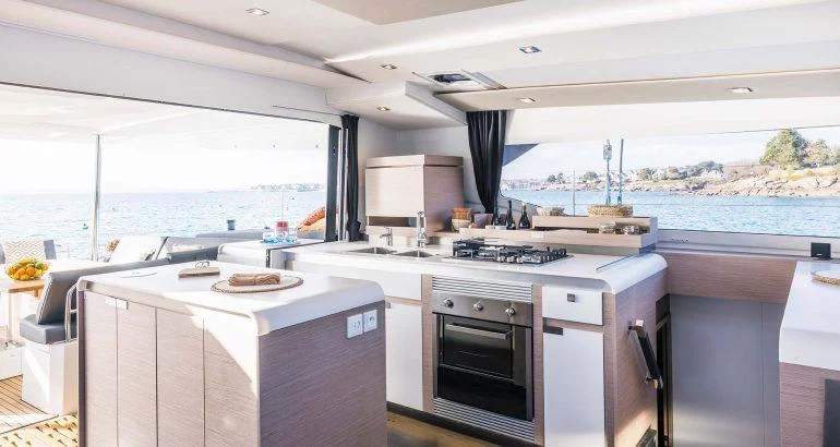 Fountaine Pajot Aura 51 SMART ELECTRIC - 5 cab. (TIKI)  - 9
