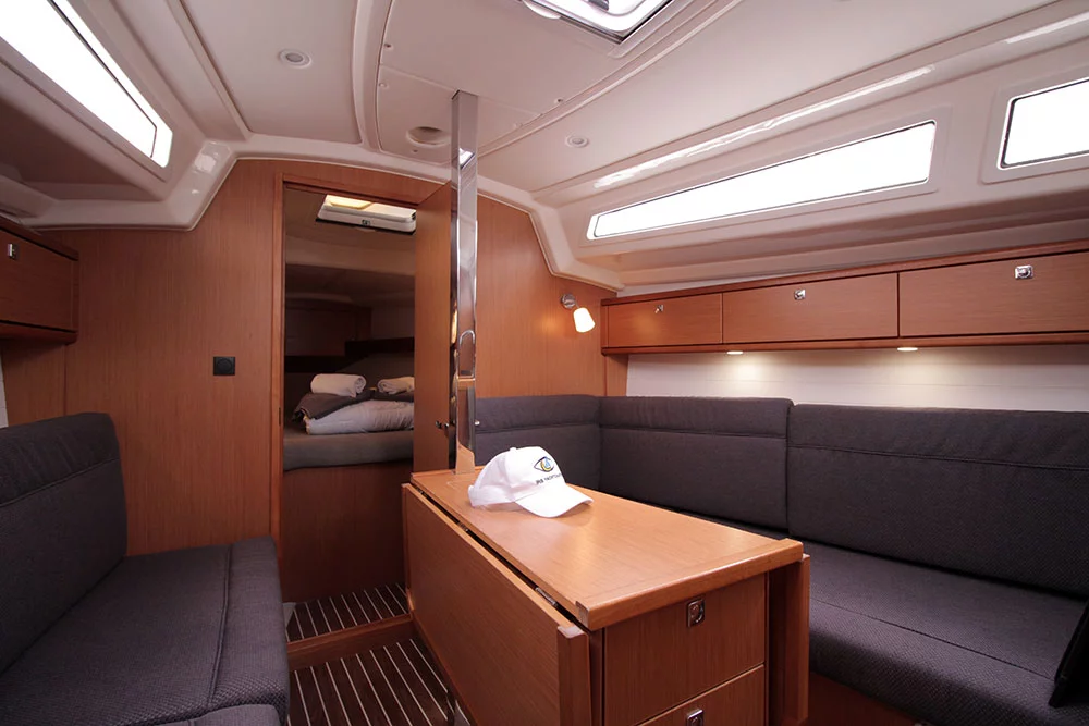 Bavaria Cruiser 33 (Callisto)  - 6