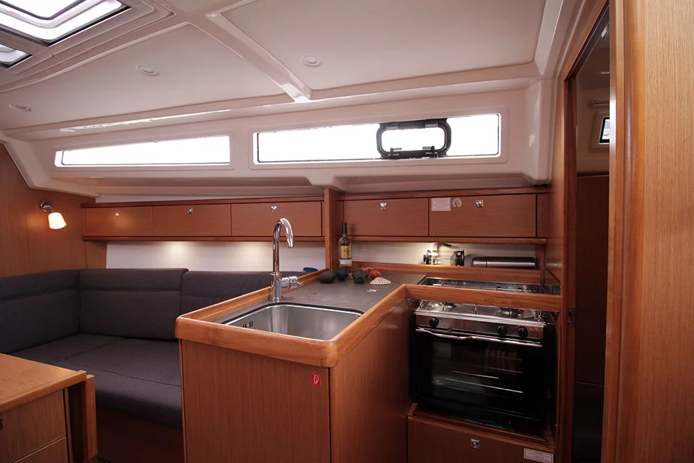 Bavaria Cruiser 33 (Callisto)  - 7