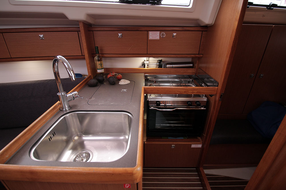 Photo #11 - Bavaria Cruiser 33 (Callisto) en El Arenal - 41148