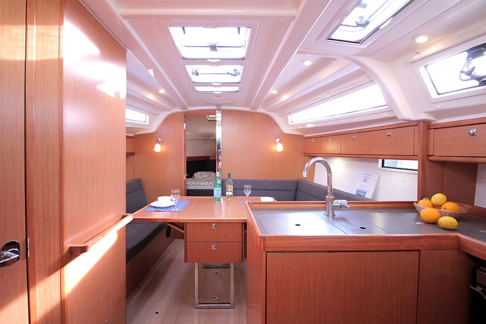 Bavaria Cruiser 37 - 3 cab. (Black Pearl)  - 5