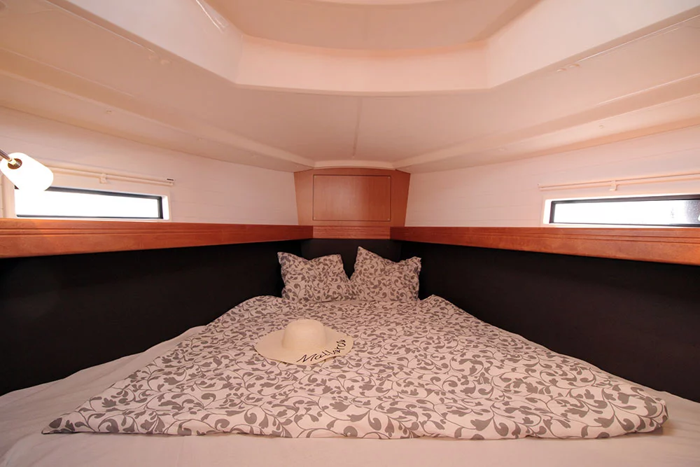 Bavaria Cruiser 37 - 3 cab. (Black Pearl)  - 9