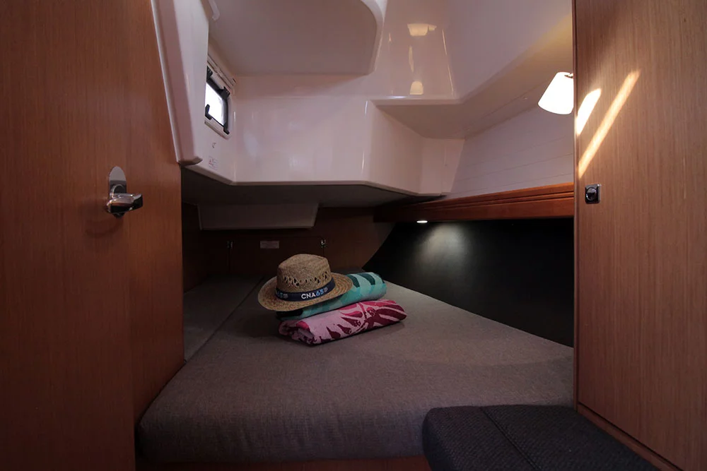 Bavaria Cruiser 37 - 3 cab. (Black Pearl)  - 10