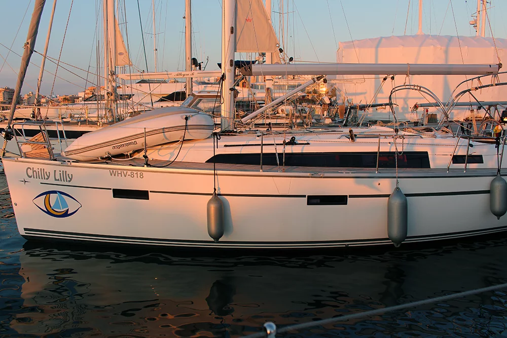 Bavaria Cruiser 37 - 3 cab. (Chilly Lilly)  - 0