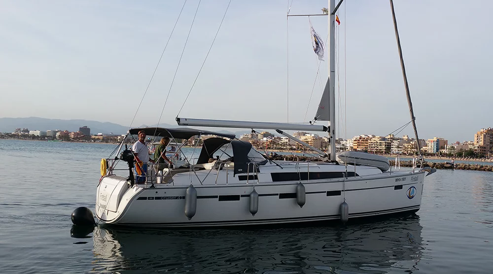 Bavaria Cruiser 41 - 3 cab. (Fireball)  - 0