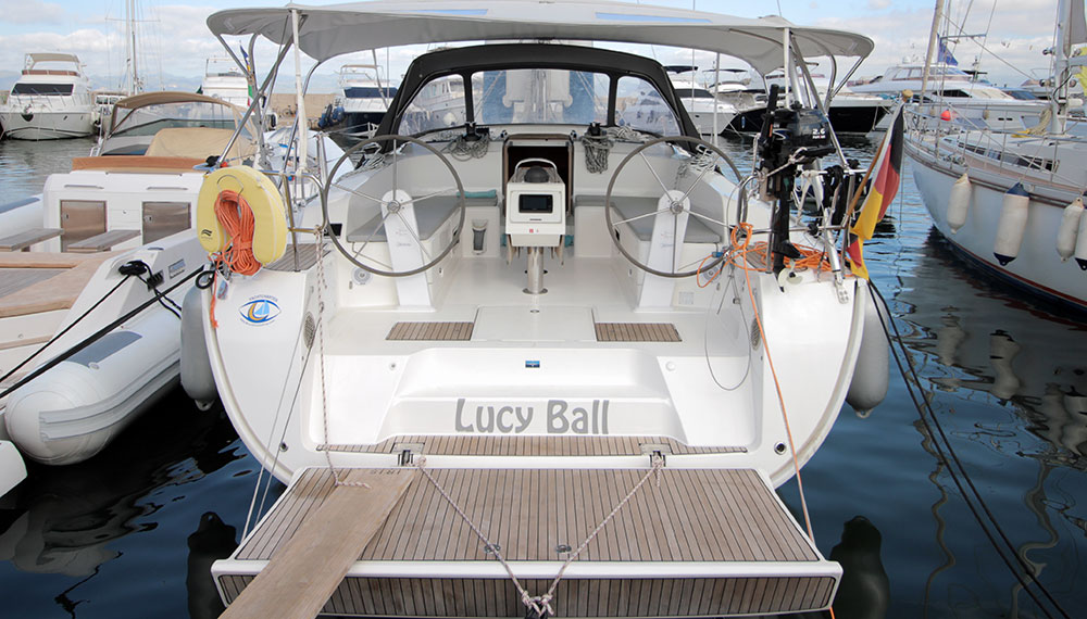 Photo #1 - Bavaria Cruiser 46 - 4 cab. (Lucy Ball) in El Arenal - 41154