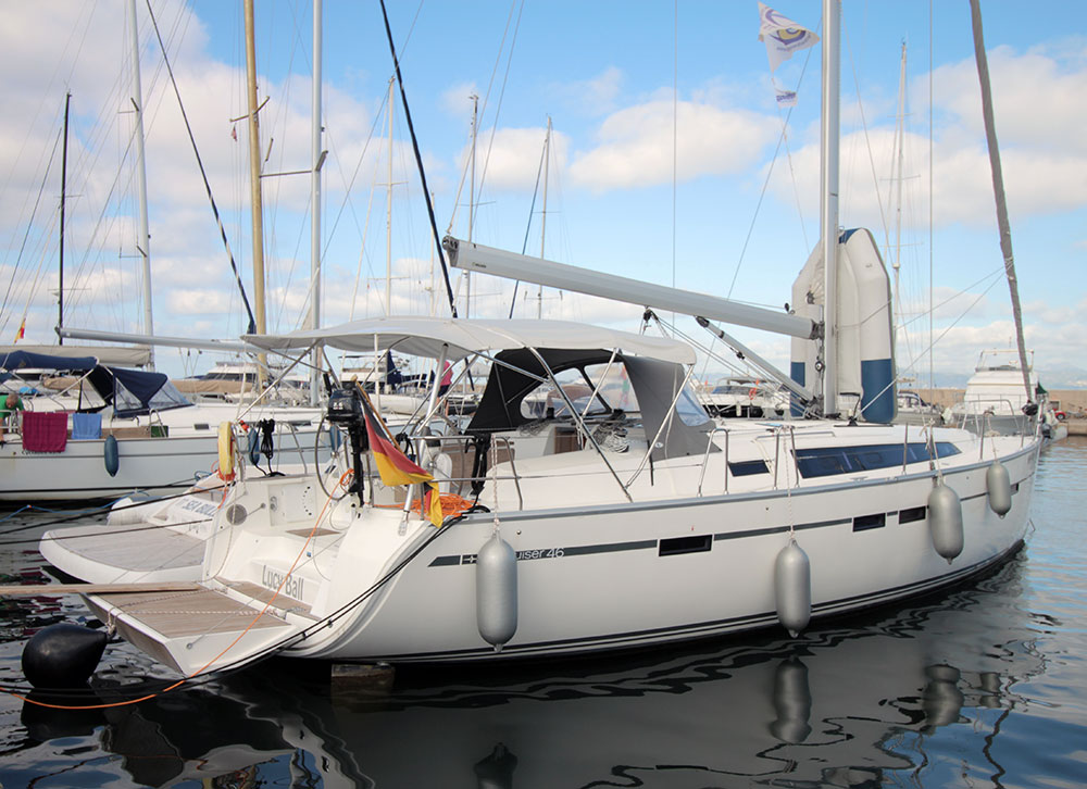 Photo #3 - Bavaria Cruiser 46 - 4 cab. (Lucy Ball) in El Arenal - 41154