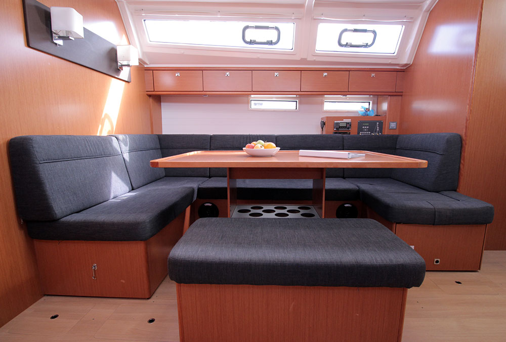 Photo #7 - Bavaria Cruiser 46 - 4 cab. (Lucy Ball) in El Arenal - 41154