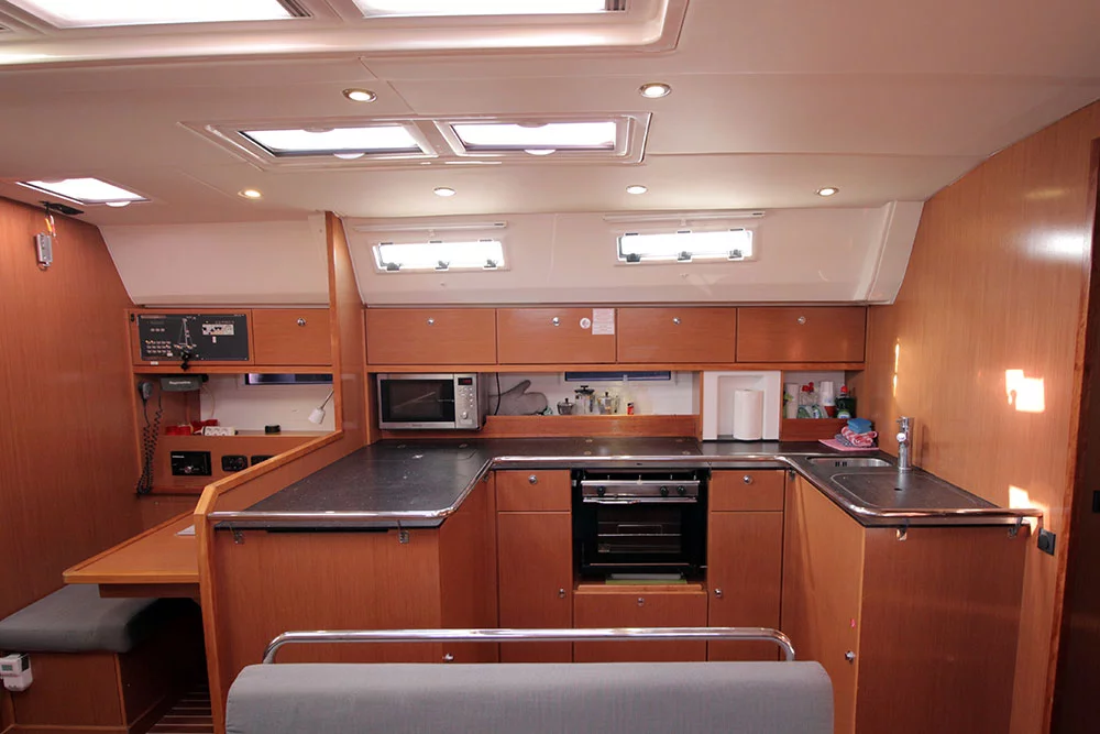 Bavaria Cruiser 50 (Leonis)  - 4