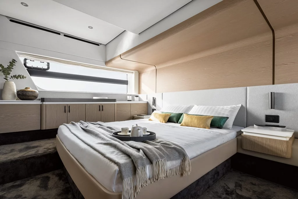 Azimut 53 Fly (White)  - 13