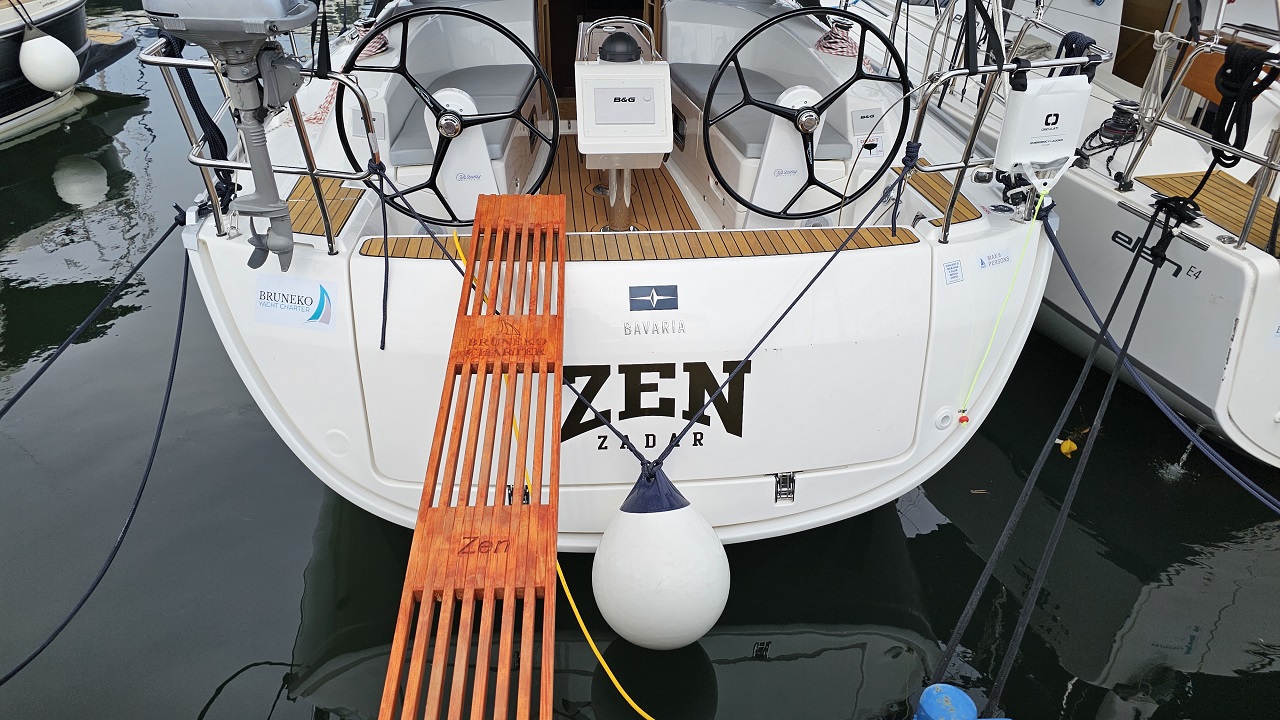 Photo #1 - Bavaria Cruiser 34 Style - 3 cab. (Zen) in Zara - 41204