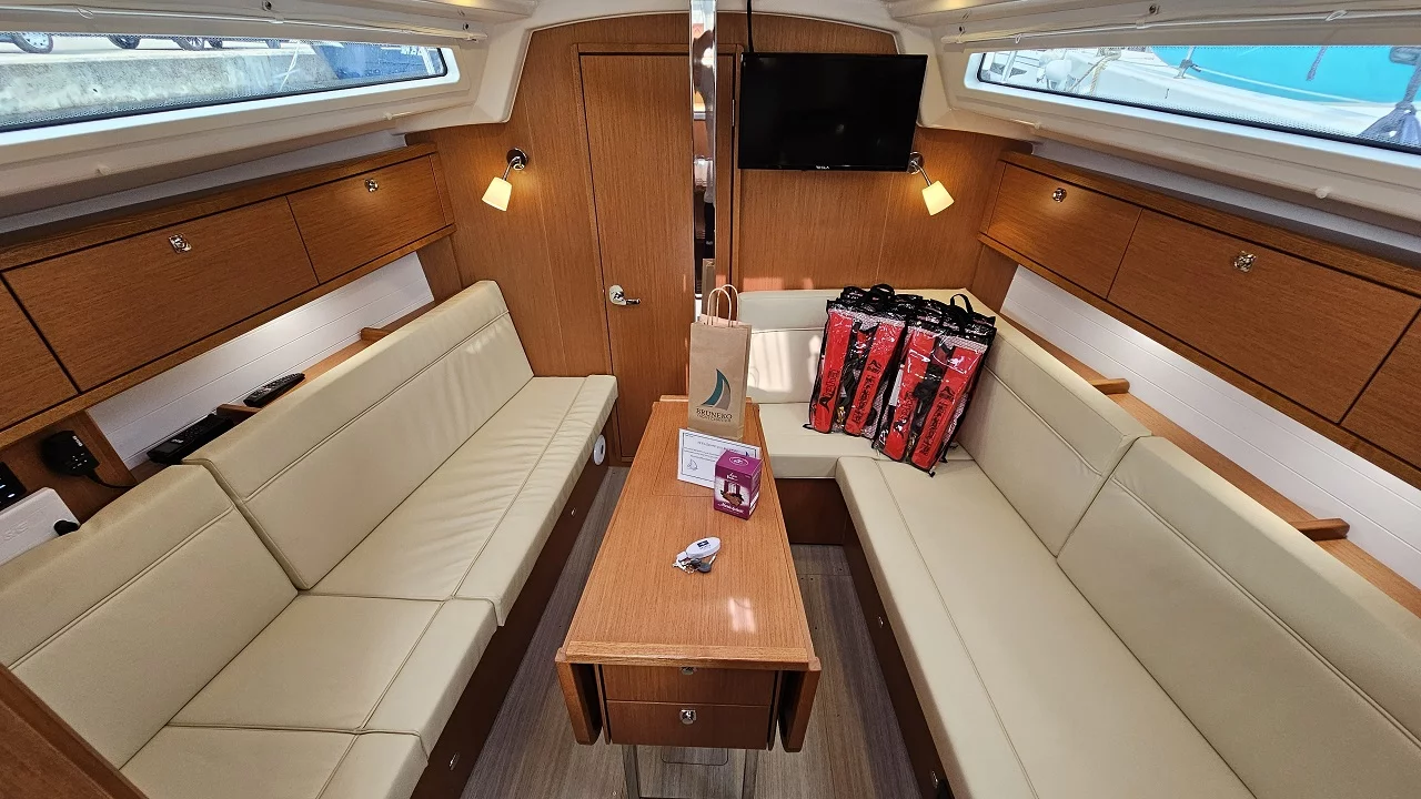 Bavaria Cruiser 34 Style - 3 cab. (Zen)  - 6