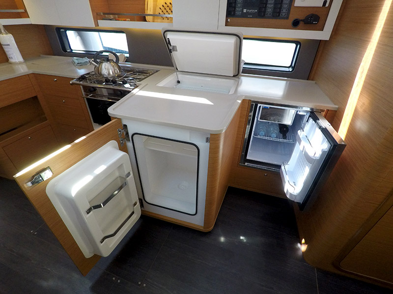 Dufour 44 - 4 cab — photo 10