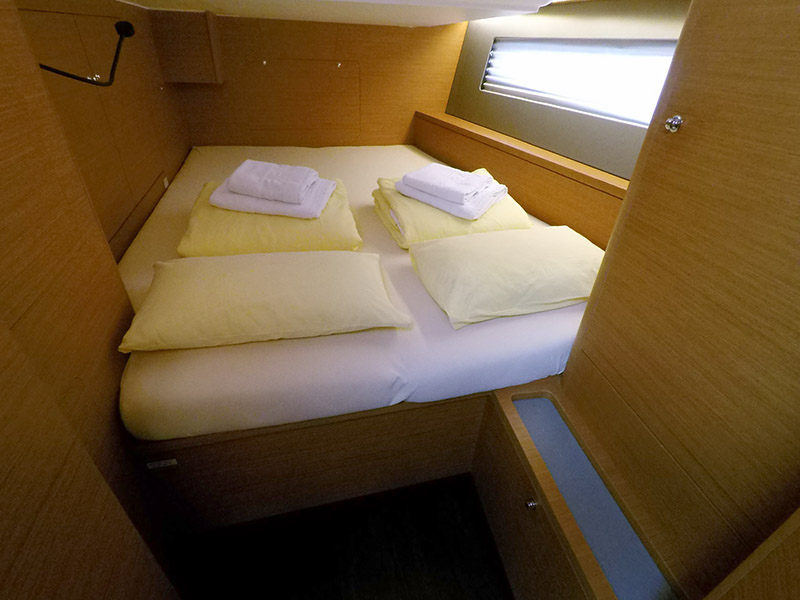 Dufour 44 - 4 cab — photo 13
