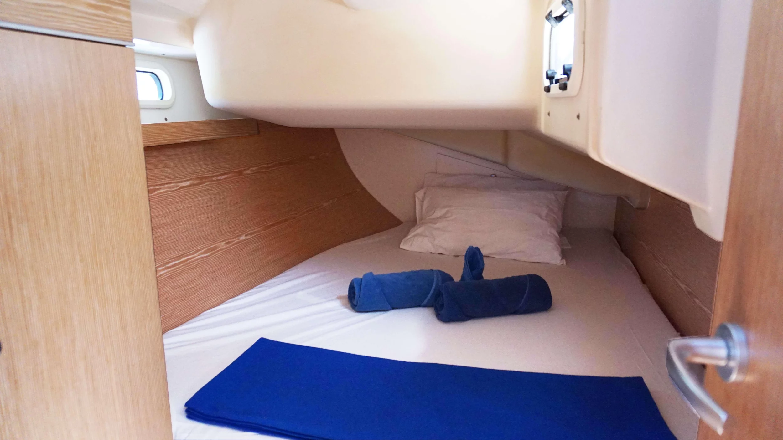 Hanse 385 (Iyarada)  - 16