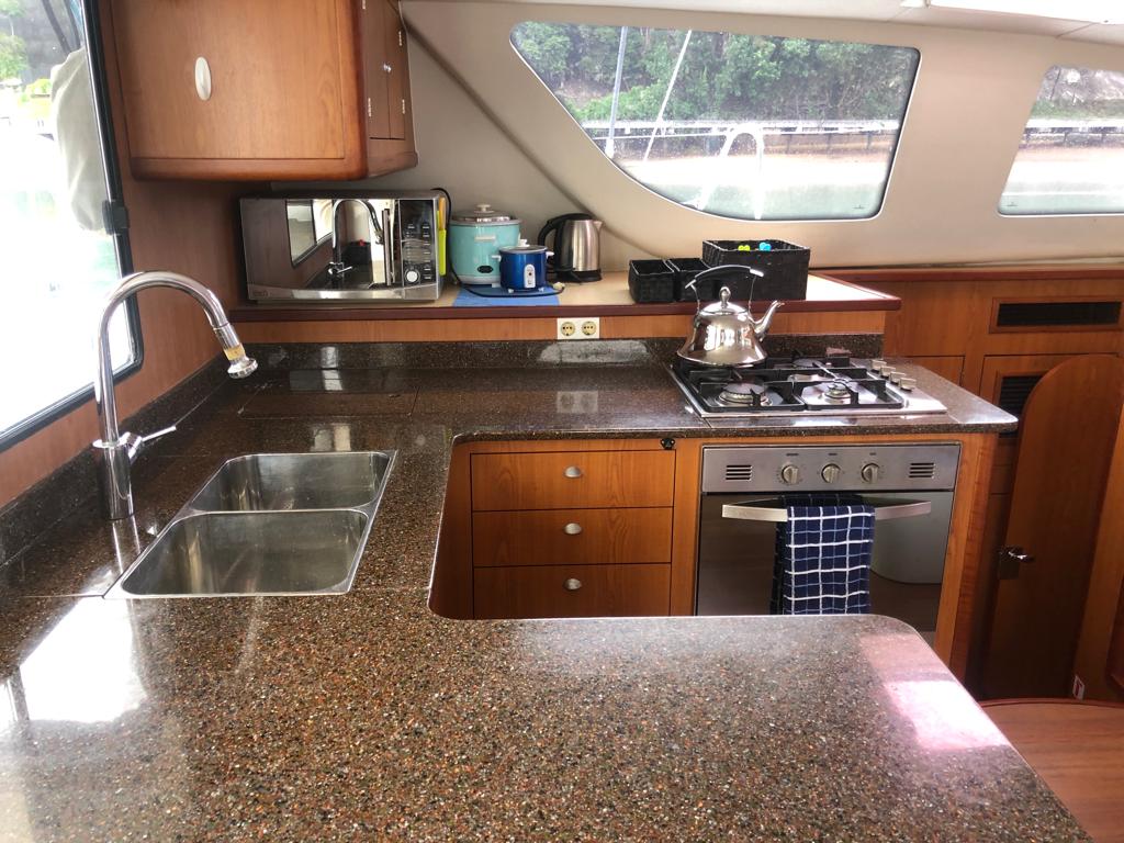 Photo #16 - Matrix Vision 450 (Kirsty B) in Phuket - 41224