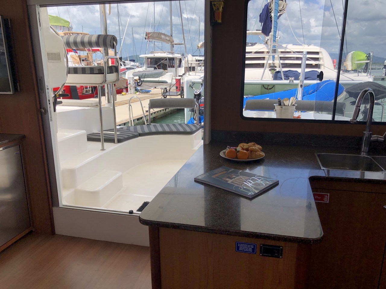 Photo #20 - Matrix Vision 450 (Kirsty B) in Phuket - 41224