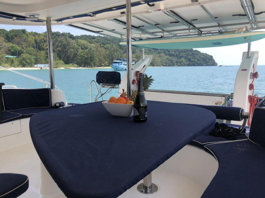 Photo #10 - Leopard 46 - 4 + 2 cab. (Lanna) in Phuket - 41231