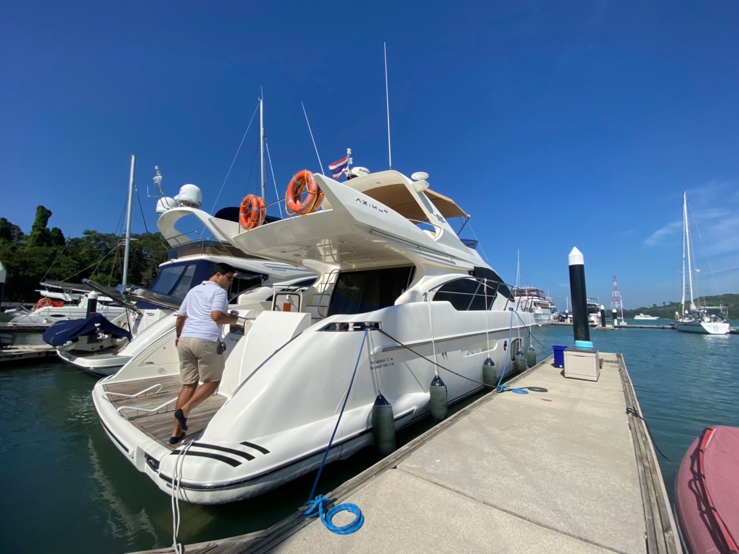 Photo #4 - Azimut 55 Fly (Pillars) in Phuket - 41232