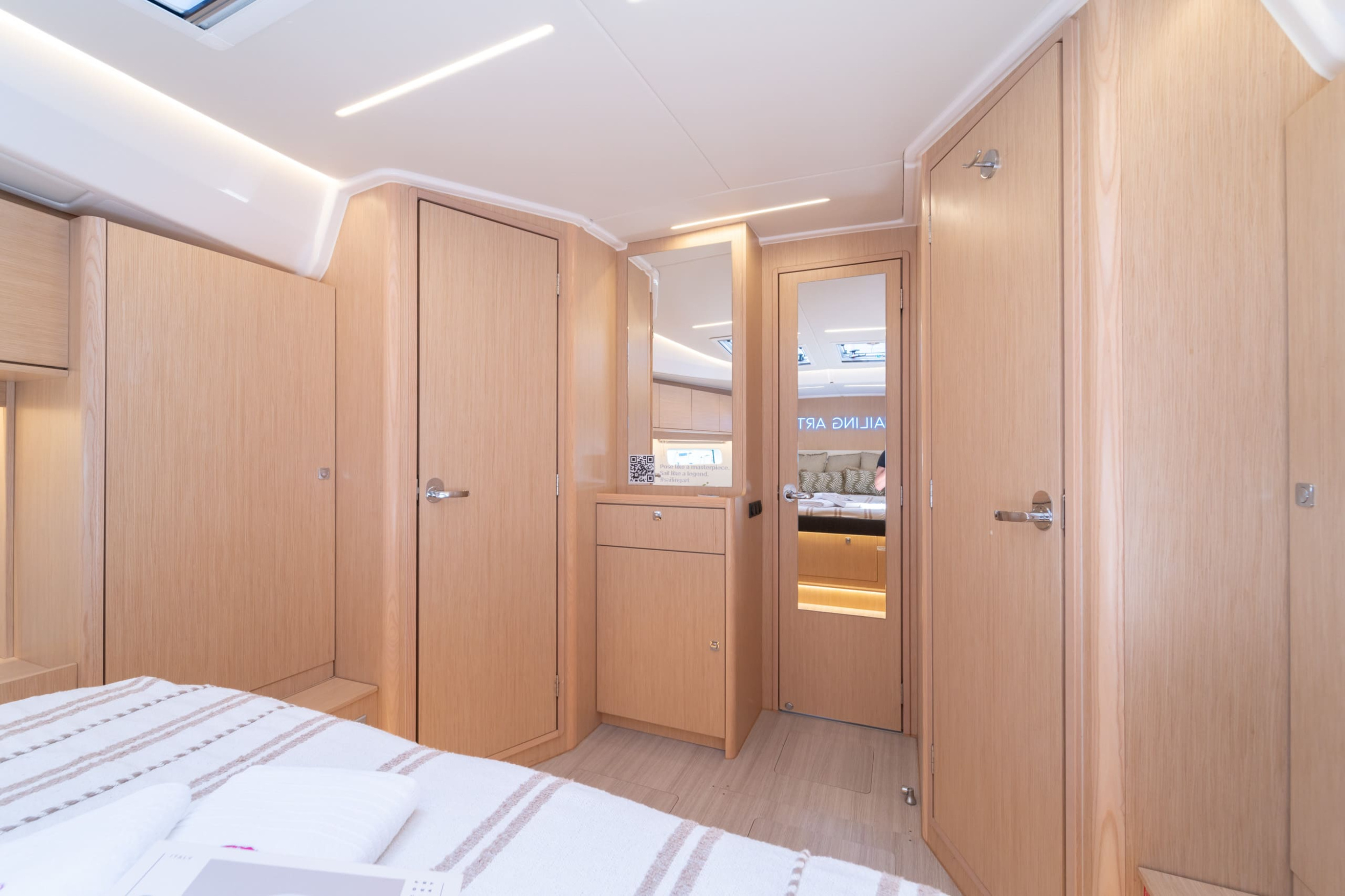 Bavaria C46 - 4 cab. — photo 16