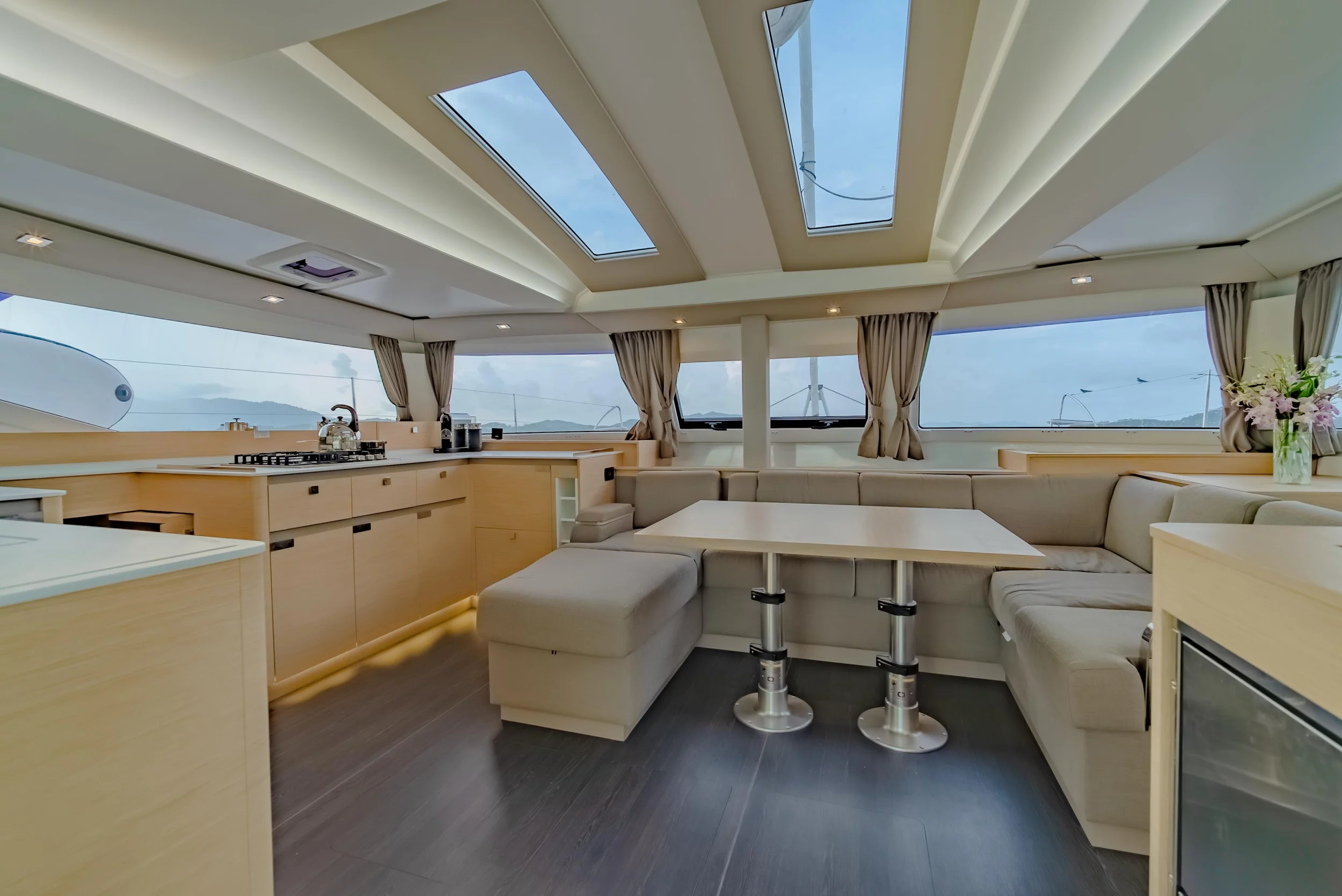 Fountaine Pajot Elba 45 - 3 + 2 cab. (Chammak Challo)  - 18