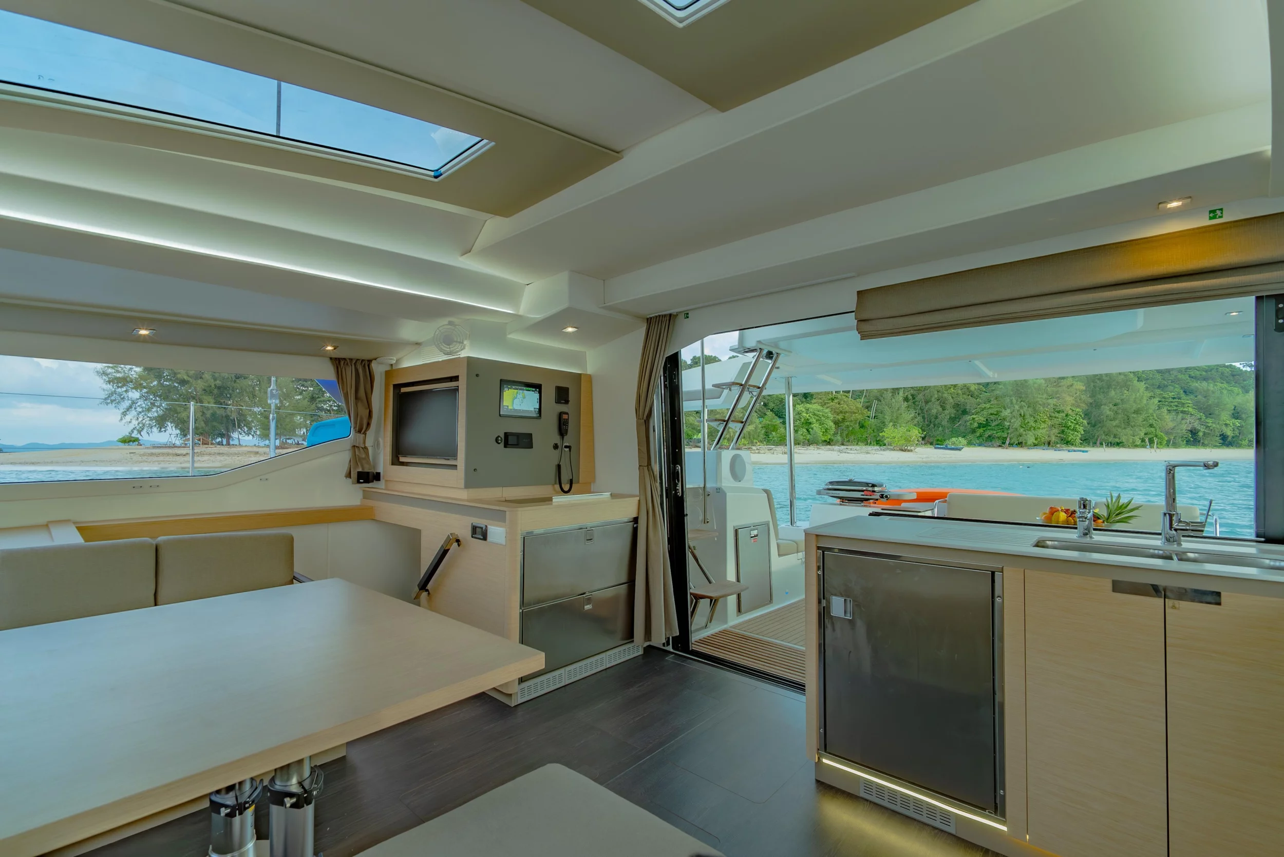 Fountaine Pajot Elba 45 - 3 + 2 cab. (Chammak Challo)  - 19