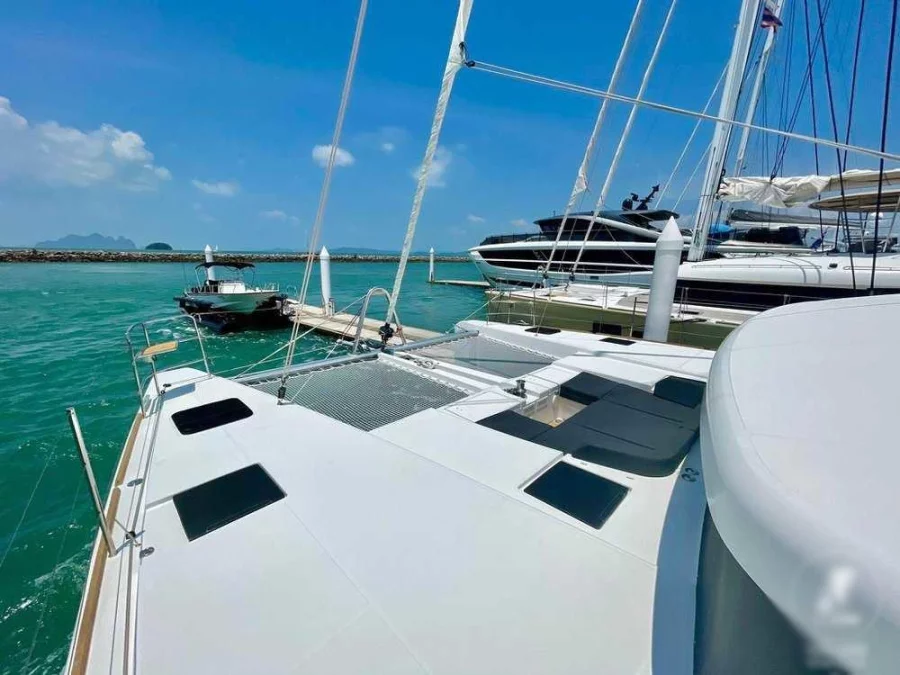 Lagoon 52 F - 4 + 2 cab. (Sealion)  - 5