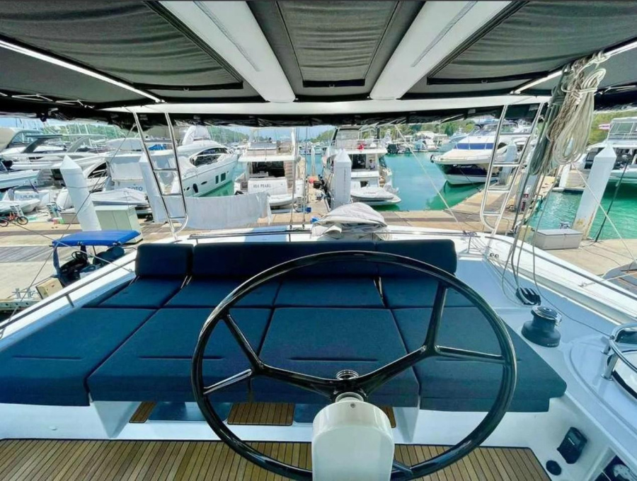 Photo #8 - Lagoon 52 F - 4 + 2 cab. (Sealion) en Phuket - 41276