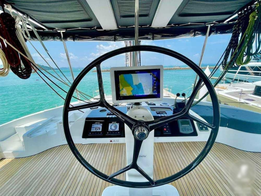 Photo #9 - Lagoon 52 F - 4 + 2 cab. (Sealion) en Phuket - 41276