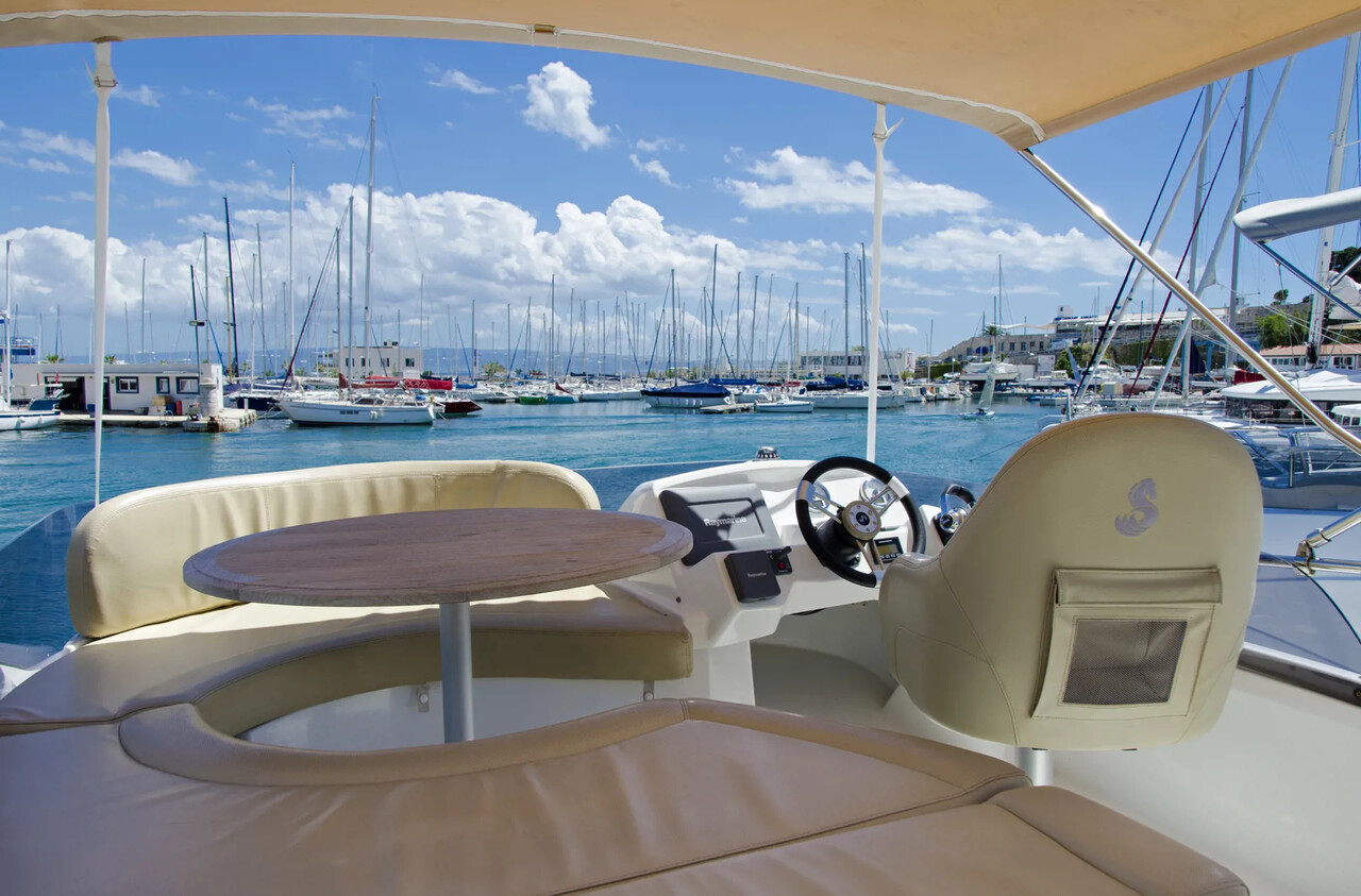 Photo #5 - Antares 36 (Galeb) in Novalja - 41277