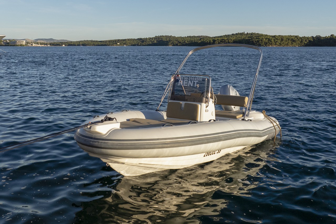 Photo #1 - Marlin 540 (NN) en Sibenik - 41286