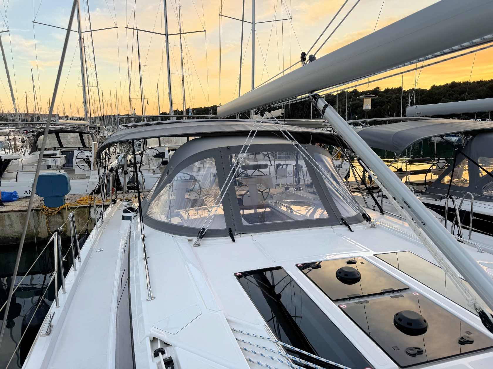Bavaria C46 - 4 cab. — photo 27