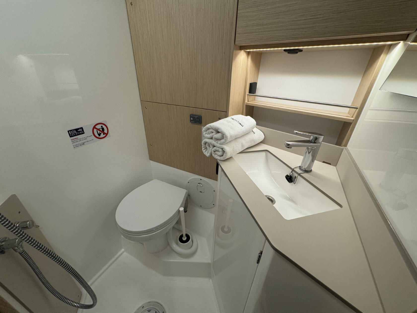 Bavaria C46 - 4 cab. — photo 56