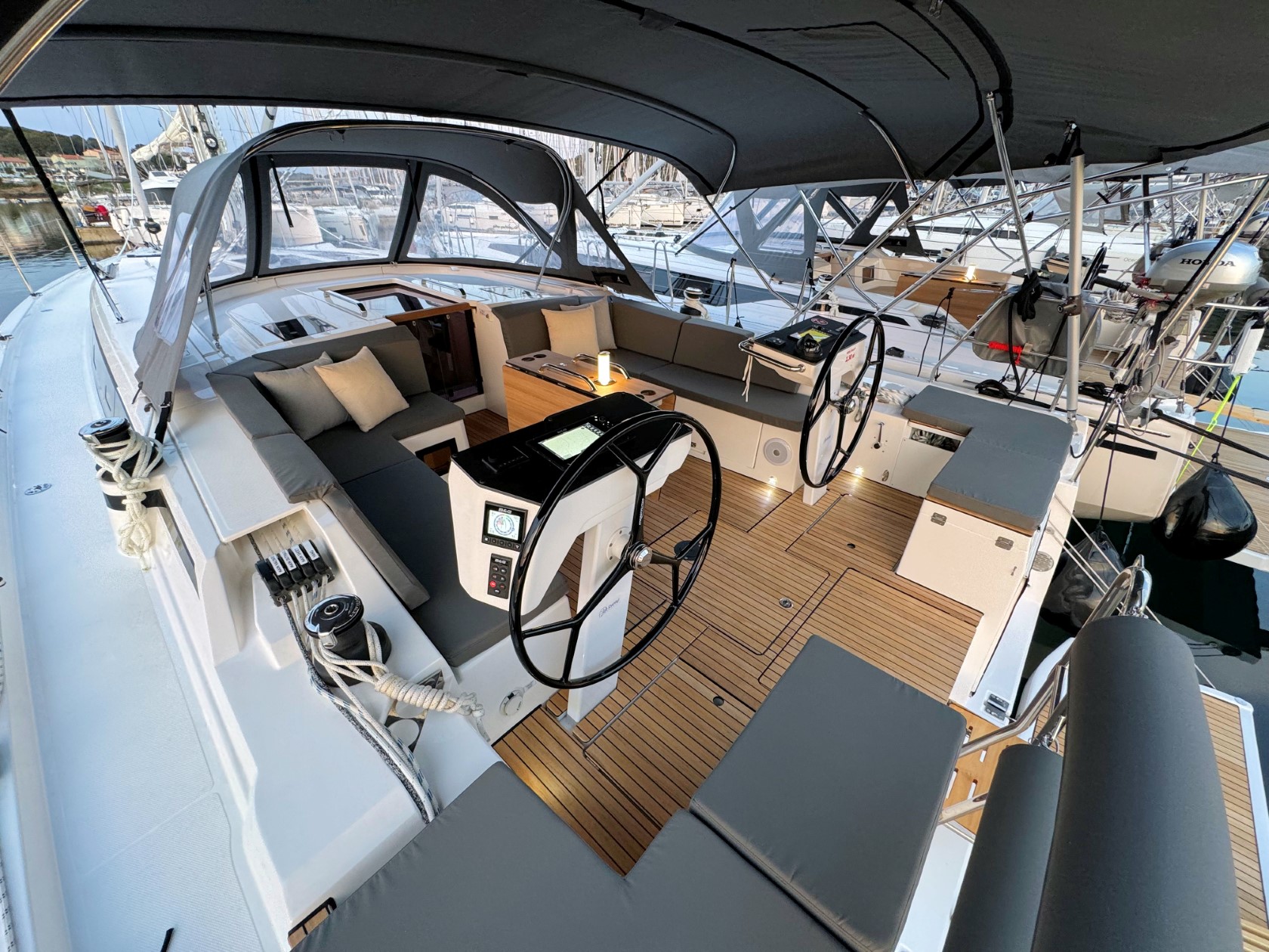 Bavaria C46 - 4 cab. — photo 12