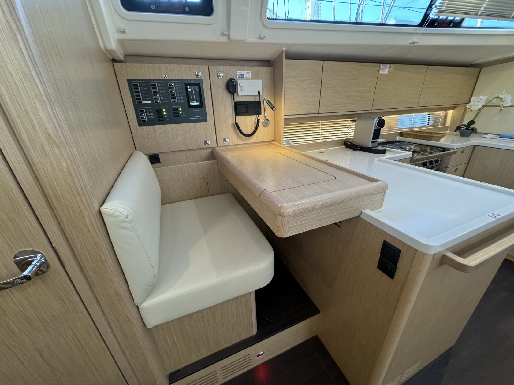 Bavaria C46 - 4 cab. — photo 32