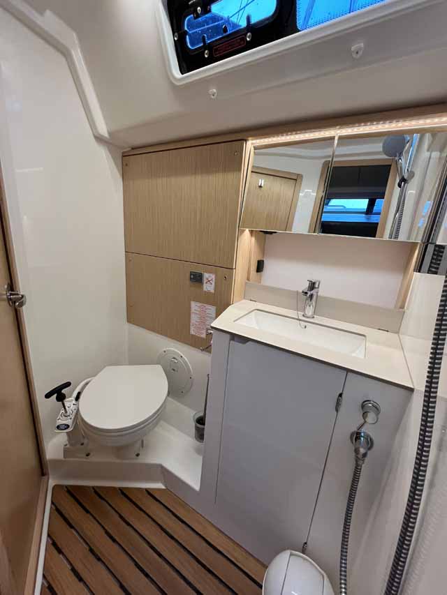 Bavaria C46 Ocean - 4 cab. — photo 22