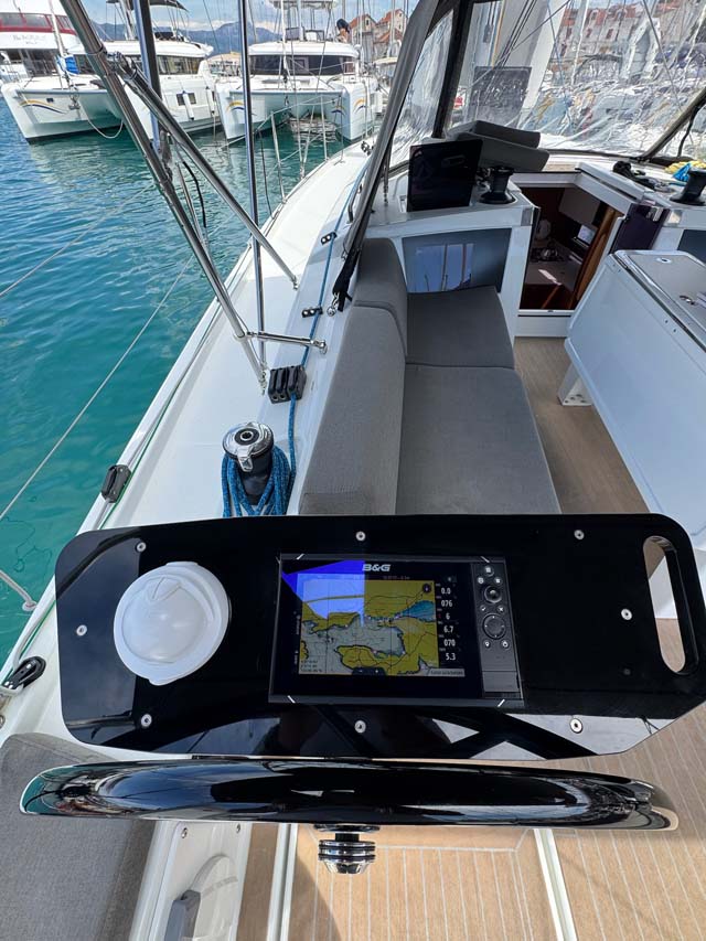 Dufour 41 - 3 cab. — photo 5