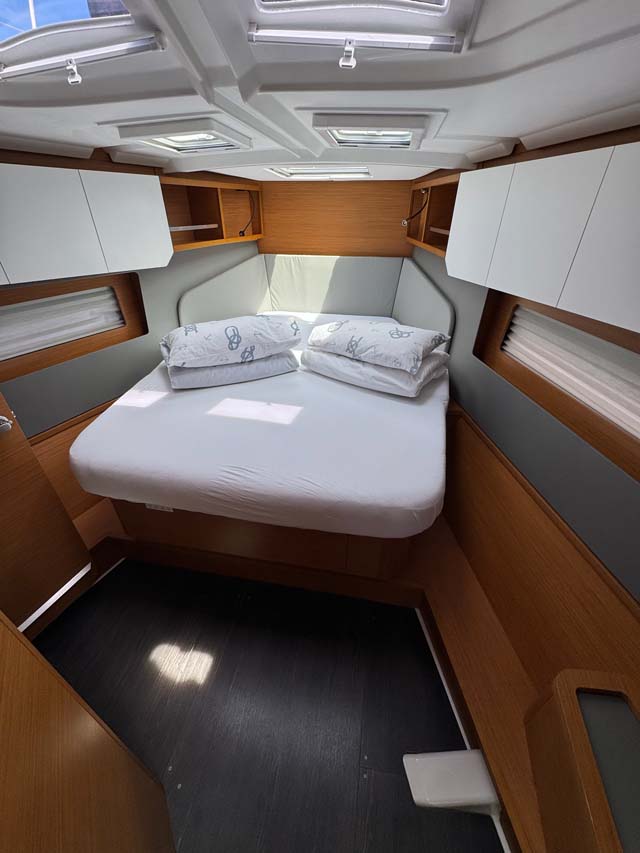 Dufour 41 - 3 cab. — photo 13